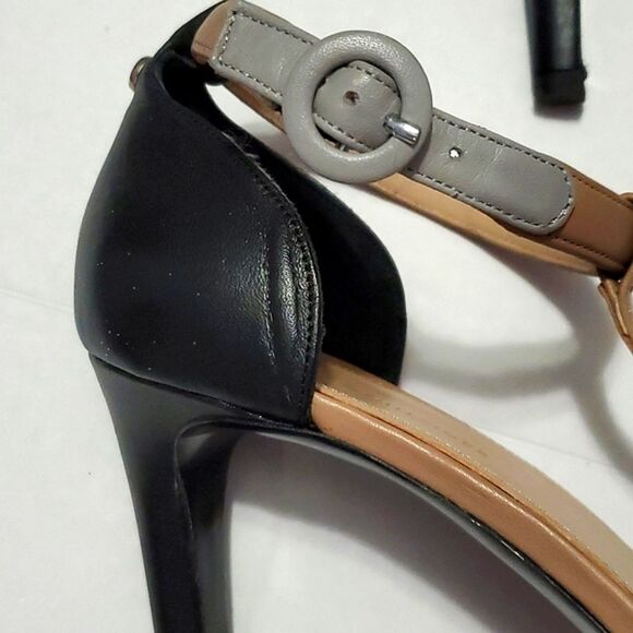 Tommy Hilfiger Arianna Color Block Classic Modest Heels - Picture 6 of 14